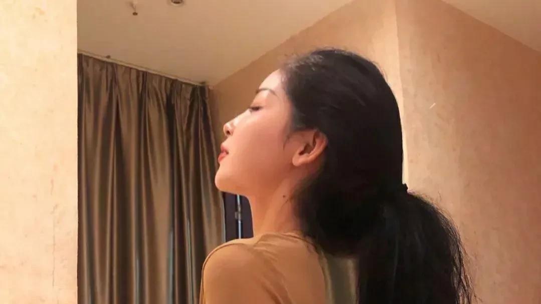 被家暴逼走的妻子，最终活出了精彩