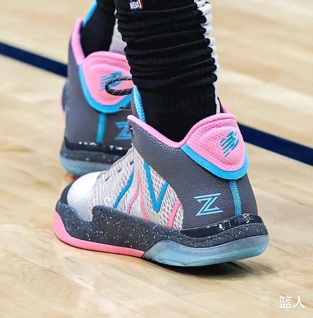 科比·布莱恩特|NBA球员上脚：耐克续约科比系列，拉文正式签约新百伦！