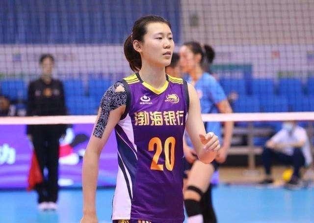 天津女排|王艺竹更新动态！仍在老家过年，帮家人卖种子，或无缘女排训练营