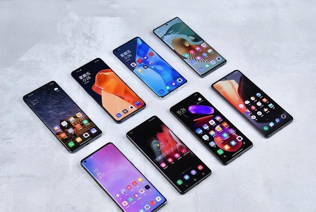 第一名|智能手机热卖榜出炉：Redmi收获第二和第三名，第一名意料之中