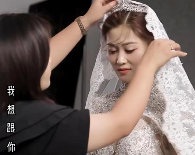 朱之文|朱单伟陈萌新婚在即，大衣哥亲自为儿媳选车，一眼就相中这台奔驰