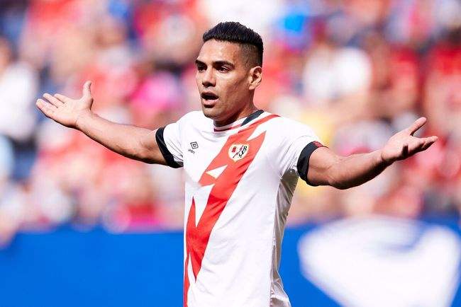 法尔考|36岁的法尔考对足球的热情仍然很强烈，他的父亲深深影响着