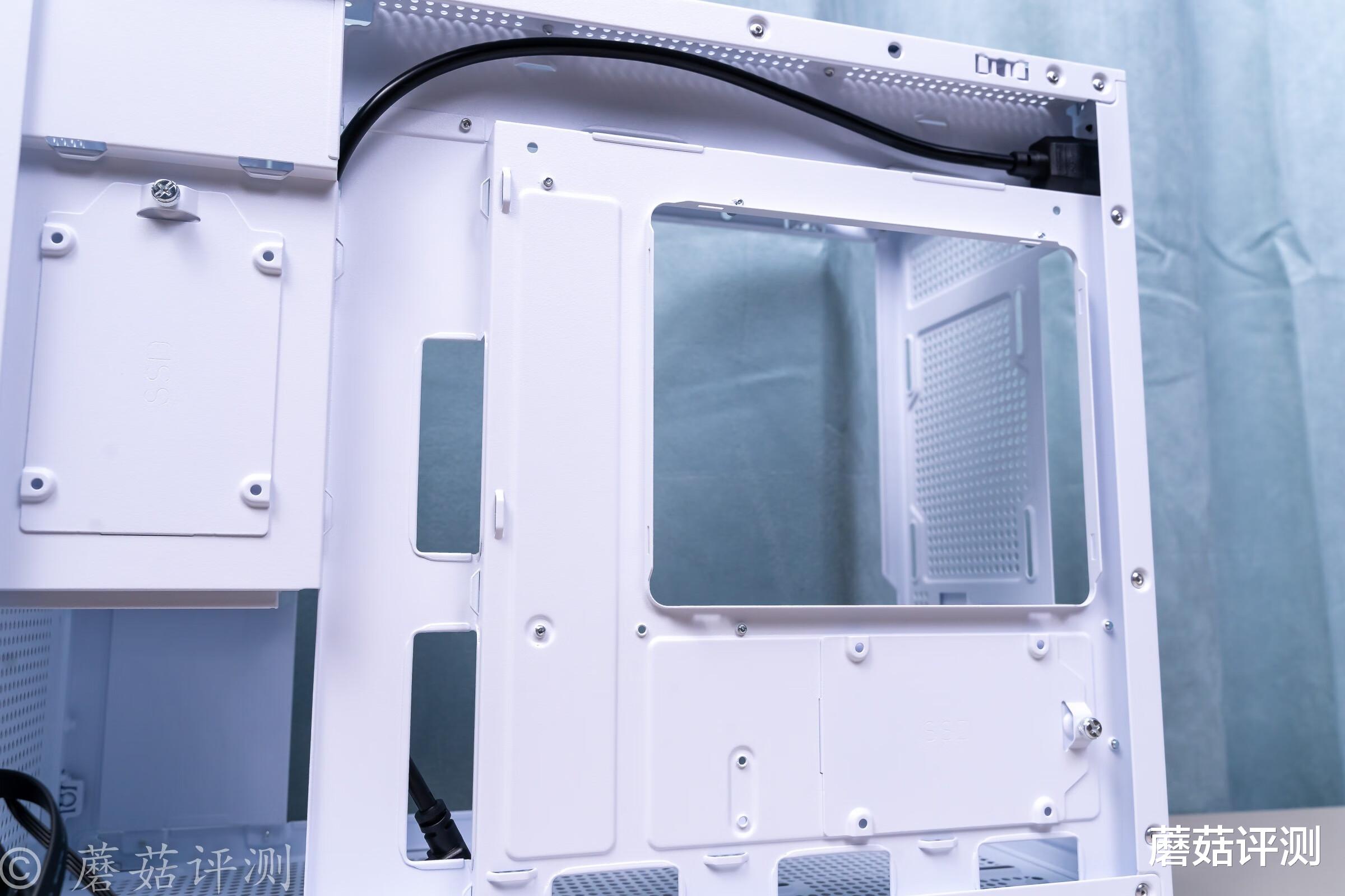 机箱|多一块屏幕,机箱功能更强大,乔思伯松果D31机箱Mesh副屏版 评测