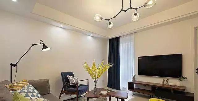 为了父母买一楼三居，简装也好看，厨房做成开放式太敞亮了