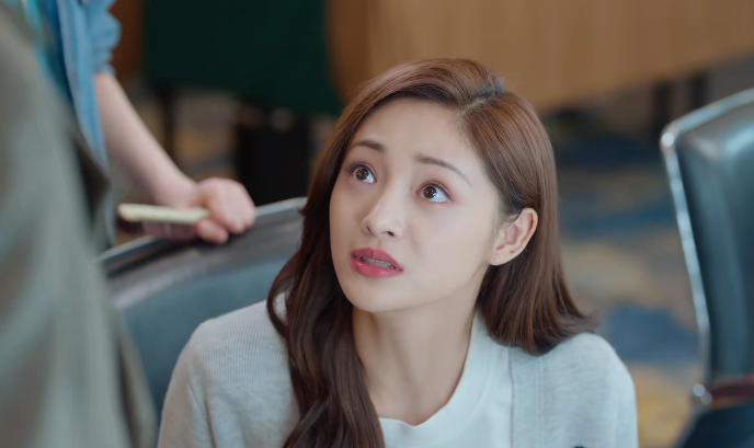 芒果台|芒果台周洁琼新剧爆了，首播播放量1000万，熬夜6集没看够