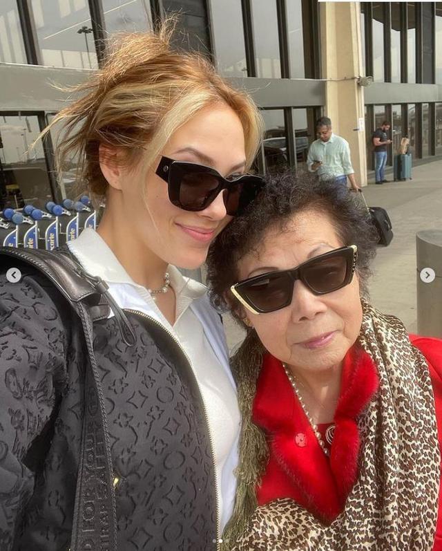 运动|18岁谷爱凌身材发育良好，和黑人教练玩刺激运动，姥姥像金池长老