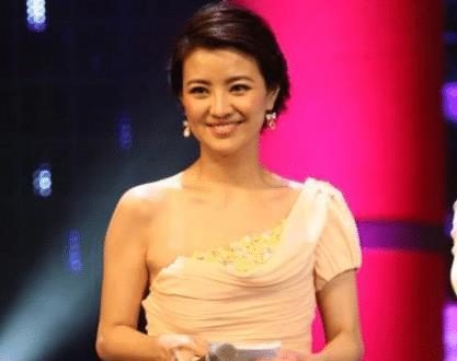 撒贝宁|她和撒贝宁同居4年， 狠心抛弃撒贝宁爱上富二代， 现在怎样了!