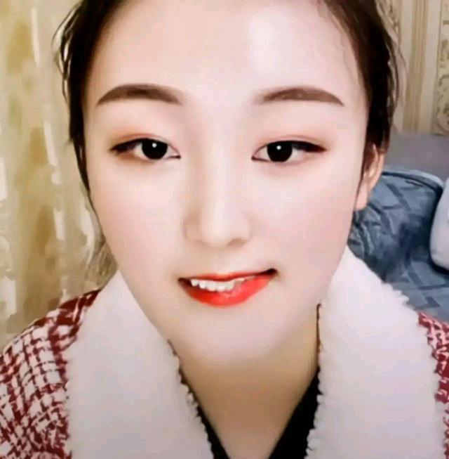 陈亚男|陈亚男带货口碑下降至3.47!产品下架,视频分享真实自己也没用?