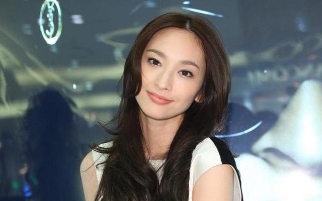 吴佩慈|吴佩慈豪门梦碎:欠租三个月仍替男友辩解,如此窘境都是自己作的