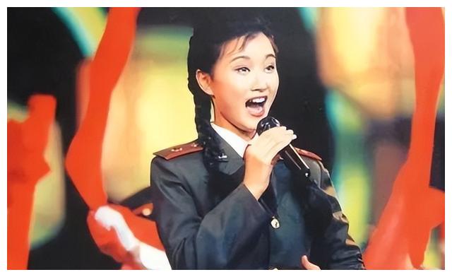 宋祖英:和丈夫分居8年,39岁做妈妈,帮母亲找老伴照顾聋哑弟弟