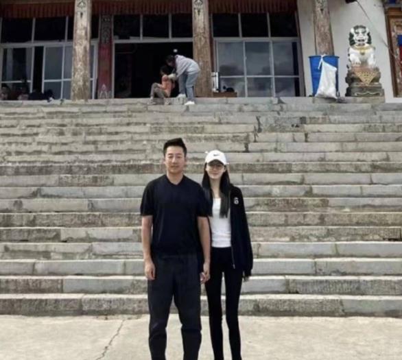 张颖颖|素颜的张颖颖真好看,这不是沈梦辰吗?怪不得汪小菲不听妈妈话了