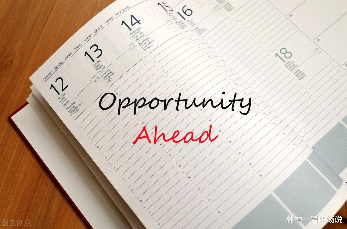 求职|1000多万应届毕业生，加上裁员，就业形势严峻，求职者何去何从？