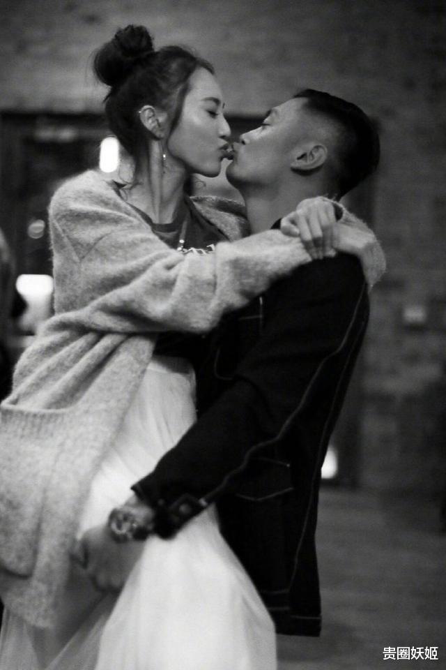 余文乐|余文乐与儿女近照,儿子高高瘦瘦超帅,妹妹越长越好不像早产儿