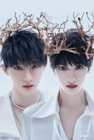 马嘉祺|关晓彤人脉有多强，丁程鑫马嘉祺互动引热议，徐艺洋被吐槽太能装