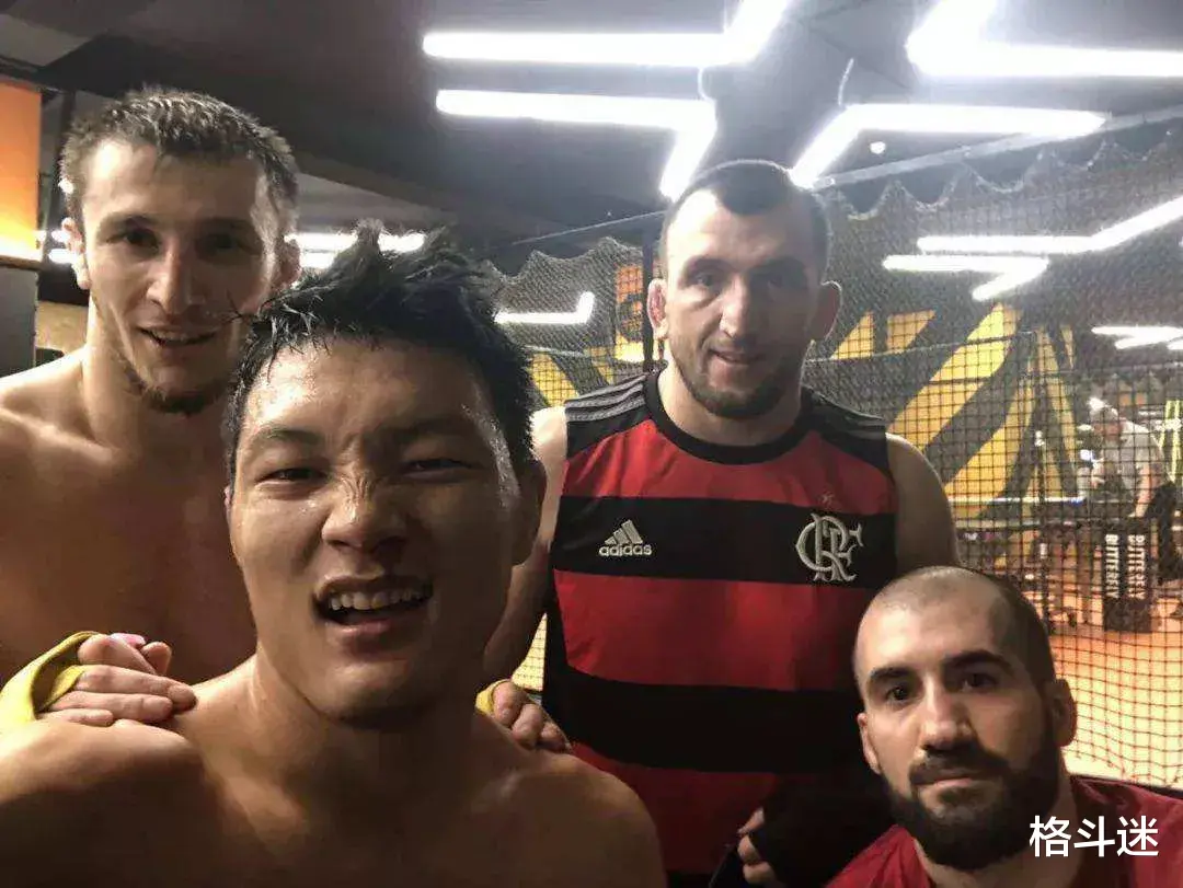 藏族|藏族雄鹰冲击UFC 4连胜！