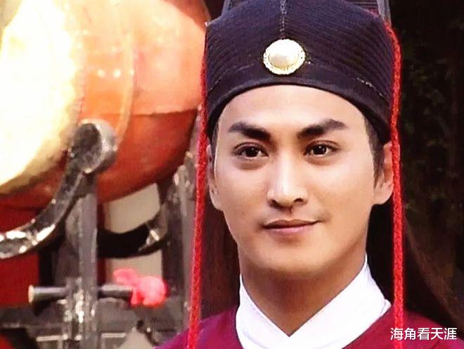 初代古装男神何家劲:爱国守法,有情有义,戏里戏外都是大侠