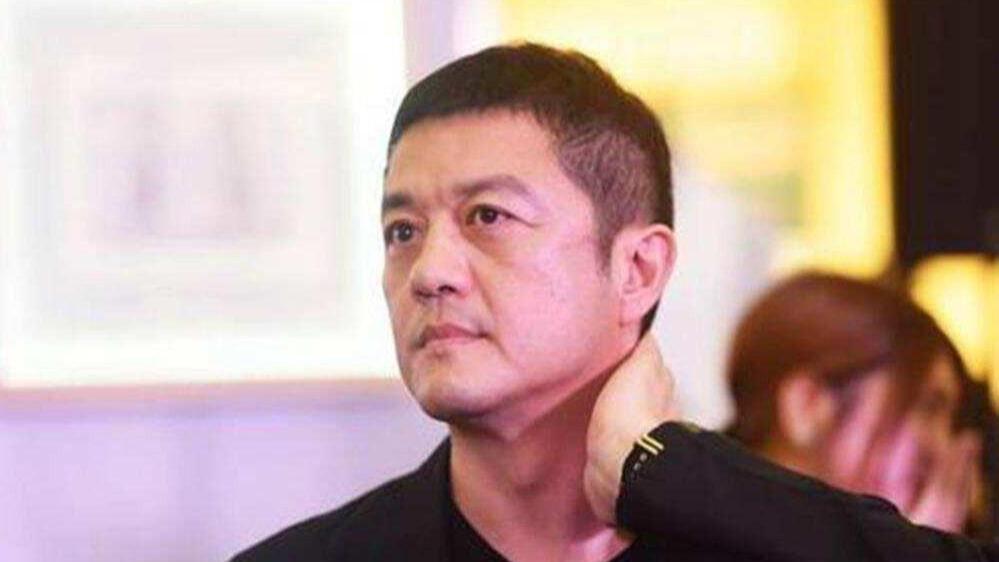 李亚鹏|李亚鹏酒后吐真言：王菲将剩饭剩菜让我吃掉