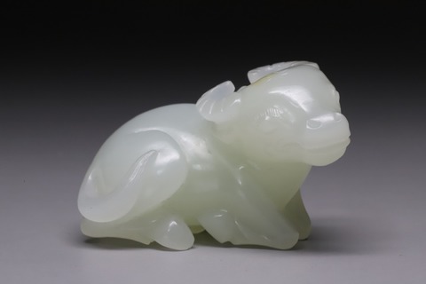 和田玉籽料|舊藏和田玉籽料“卧牛”