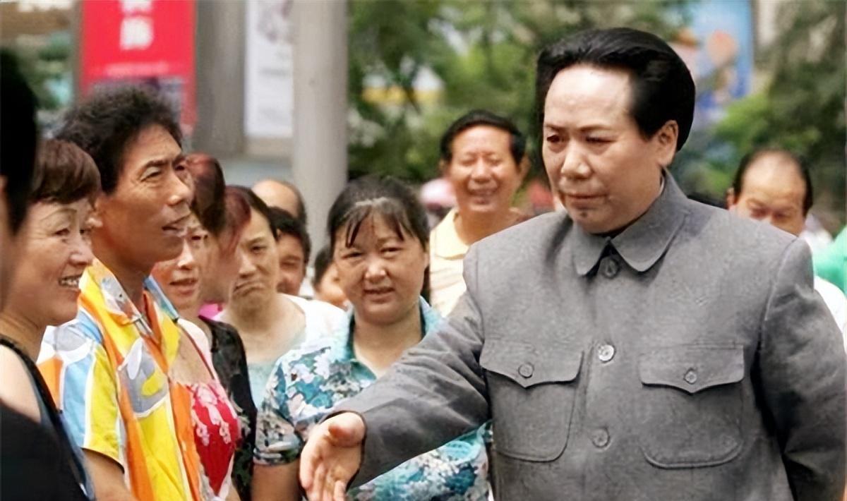 模仿秀|陈燕：扮演毛主席的特型女演员，50岁意外走红，丈夫却非常苦恼