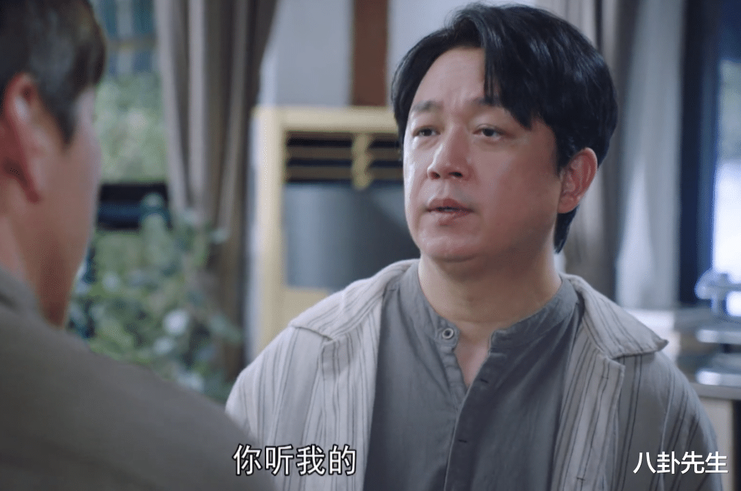 高马尾 男演员的浓妆让人出戏：有人脸比脖子白，有人画红唇演侠客