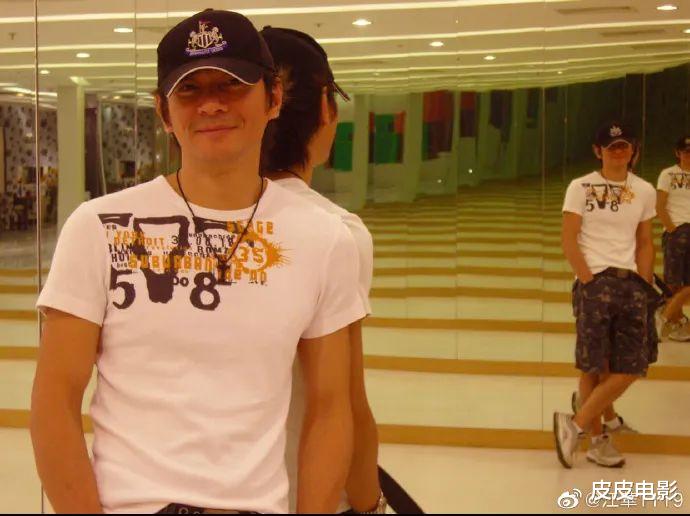 江华|人各有志，像江华一样消失的7位港星，有人在另一个圈子身家破亿