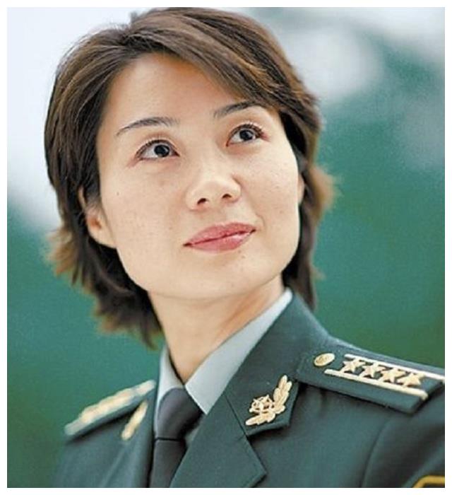 军人|整容脸就别演军人了!这9位女星告诉你,什么是军人形象