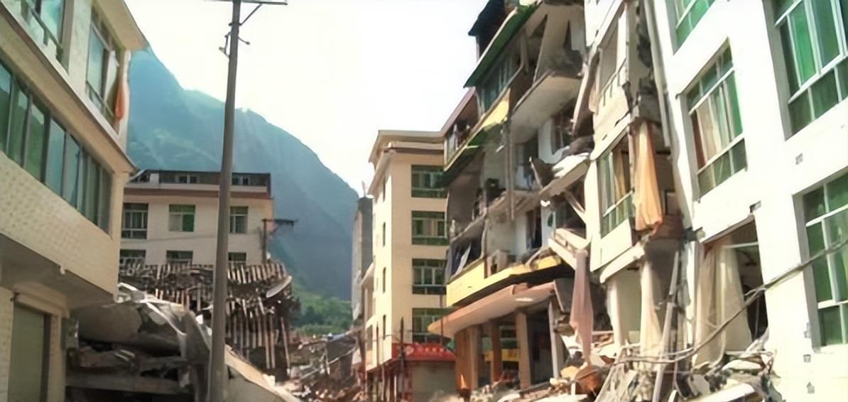 17年张衡地动仪被移出教科书,中科院院士:房梁下吊块肉也比它强