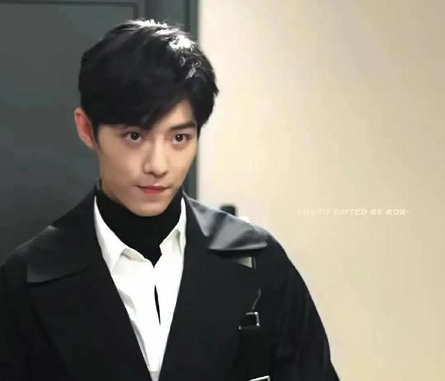 肖战|肖战解锁四月第一个代言,《余生》播放量成功破30亿!