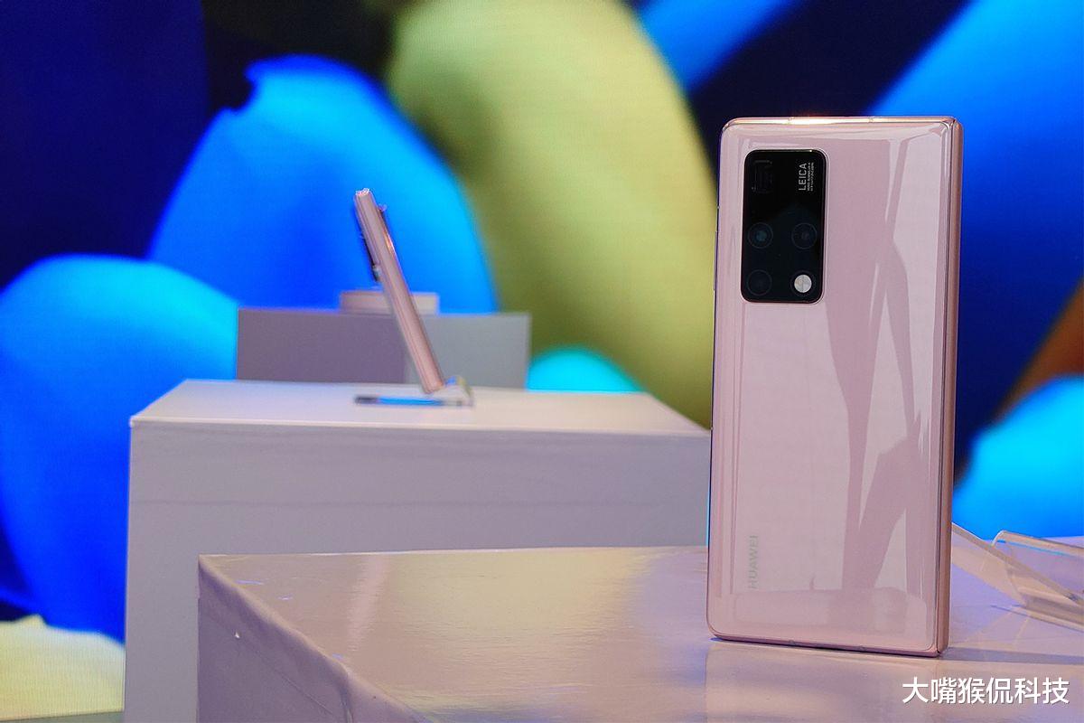 华为|折叠屏市场持续发酵,新品价格普遍下滑,华为高价折叠屏还香吗