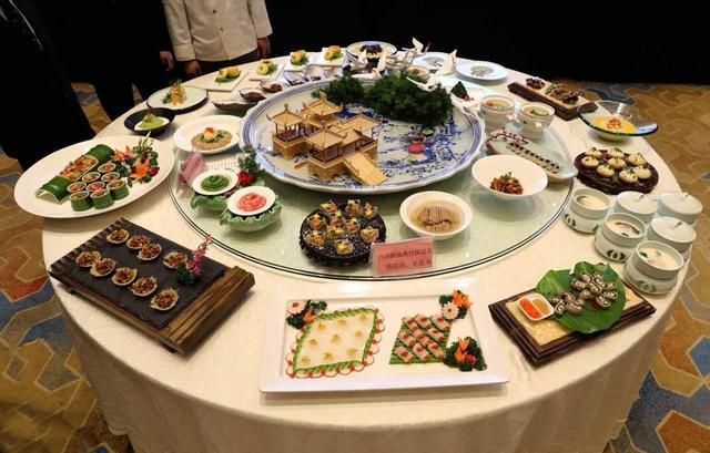 淮扬菜|4道国宴淮扬菜,贵到吃不起?网友:你去看做法和选材!再贵也吃