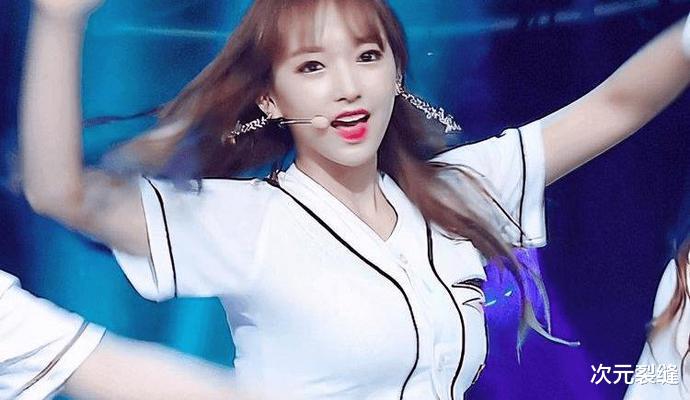 娱乐圈|最尴尬的事情：以前同一组合出道，现在我是选手，你成了导师