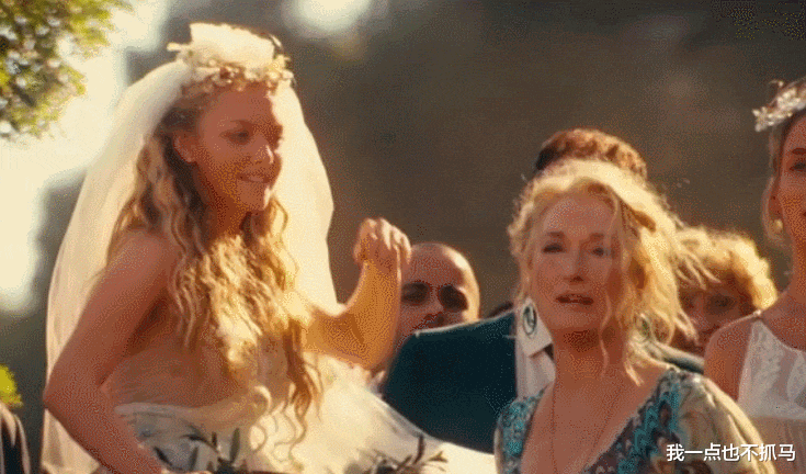 好莱坞|全球爆红后遭泄露私照,好莱坞“最美尤物”隐退养鸡:火了18年,她可不是花瓶