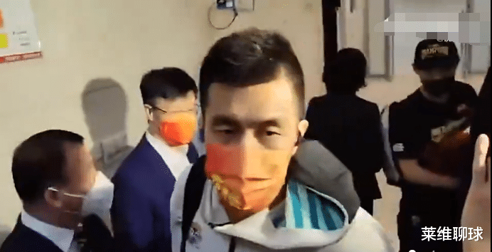 杨鸣|下午3点辽篮英雄回归！郭艾伦闷闷不乐，赵继伟开心，张镇麟未现身