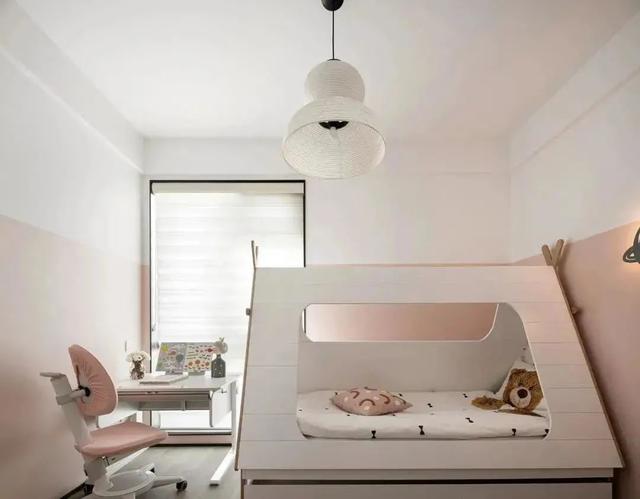 64㎡轻奢两居室,柜子设计是最大亮点,颜值高又好用,值得借鉴!