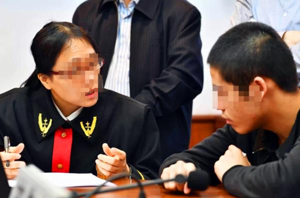 14岁少年强奸6名少女,抢劫强奸后送少管所,父母不教爷奶溺爱酿大错