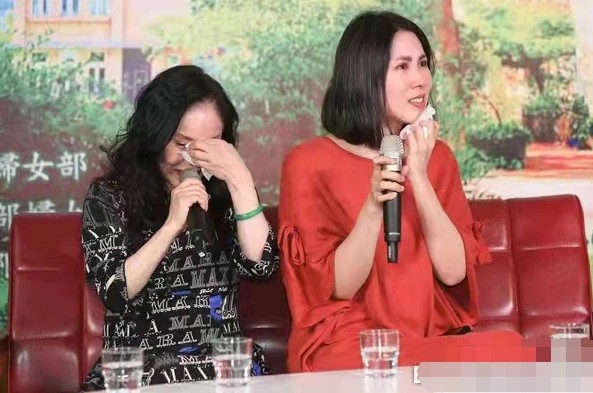 抗癌|李亚萍女儿：抗癌8年花费500万，手术台上无数落泪，她吃了很多苦