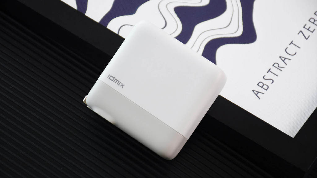 AR|idmix氮化镓140W充电器:智能设备的充电保姆