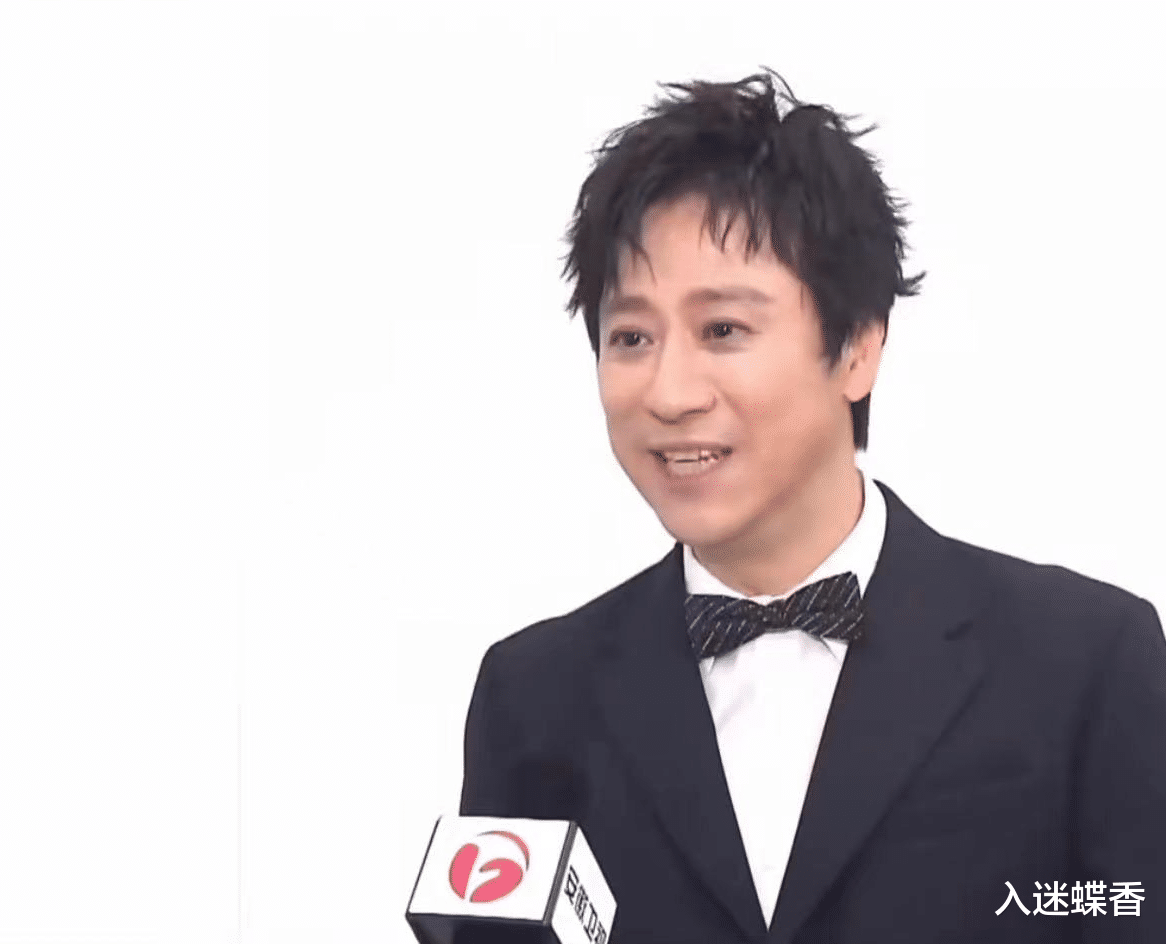 解晓东|54岁解晓东罕见露面模样大变!