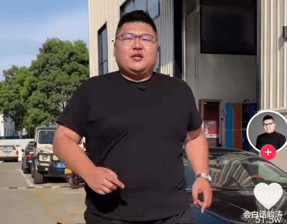 |爱情名存实亡?猴哥“跨省”联动潘姥姥,却不肯给何钰欣一个婚礼