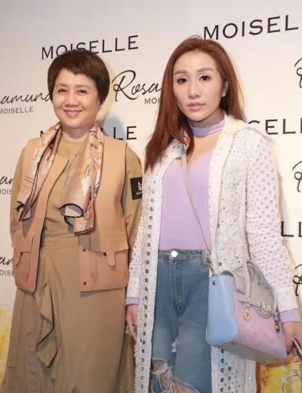 何超盈|何超盈精神恍惚现身街头,四太发声紧急澄清,事情的真相不简单?