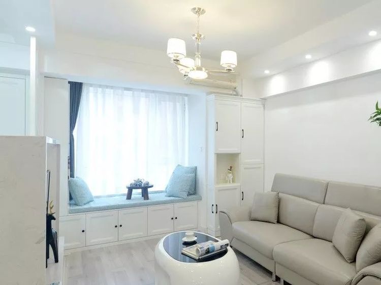 装修几个地方要装柜子，少装一个都是麻烦