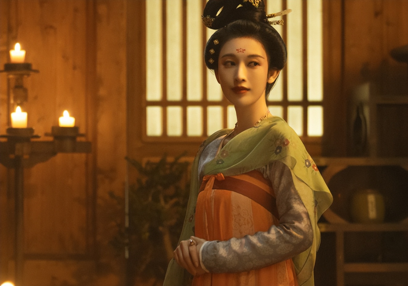 张佳宁|刚开播榜单第一,张佳宁王炸剧悄悄蹿红,短短12集不够看