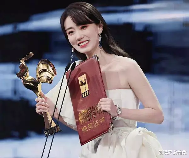 张小斐|《李焕英》仅1年后,张小斐又退回三线,如今的张小斐怎么不火了