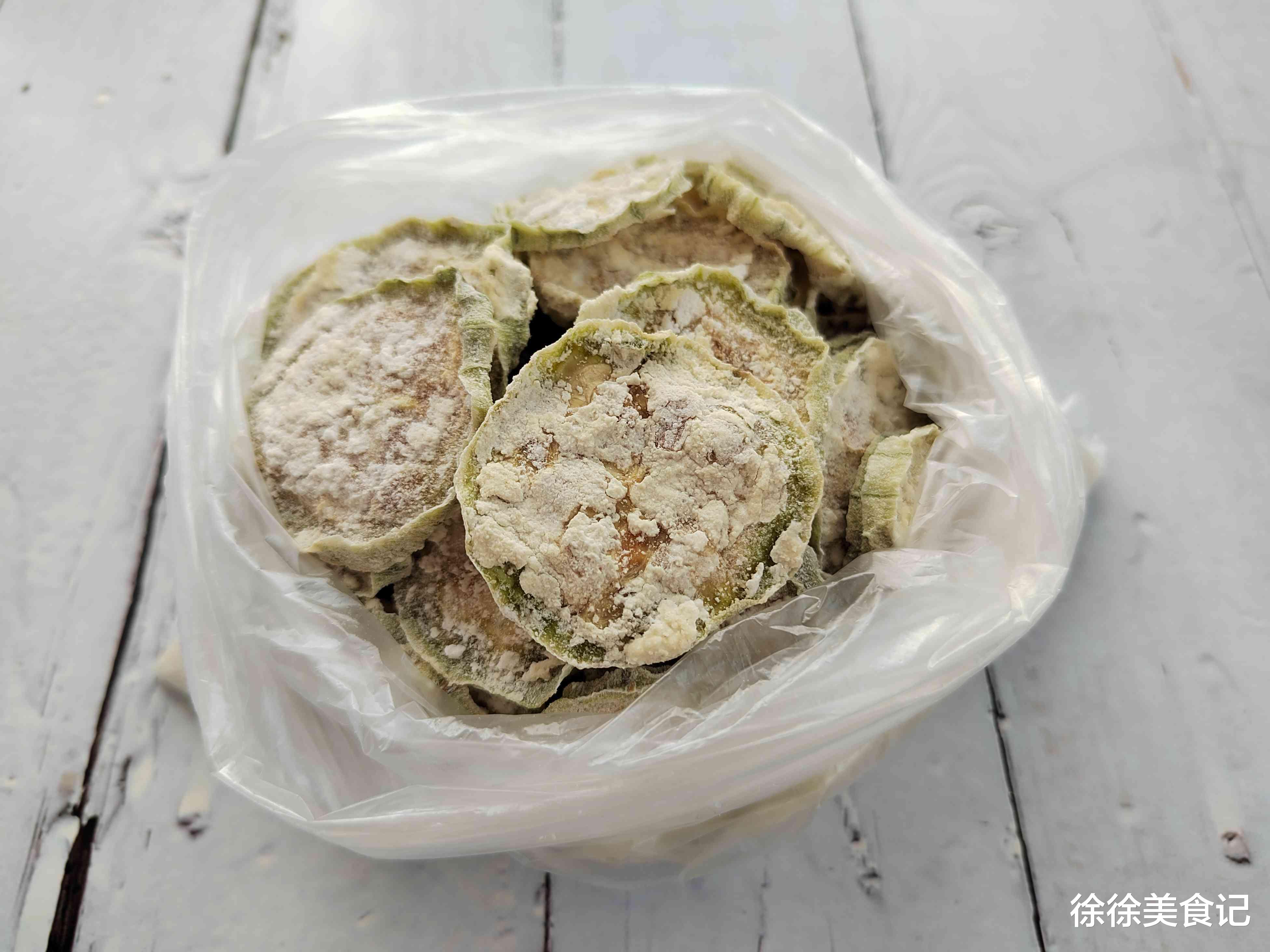 江西女子晒婆婆送来的菜走红,引来众人羡慕,网友:幸福的一家人