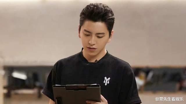 披哥2|《披哥2》中的4大输家，1人滤镜破碎，1人一路躺赢，2人选错节目