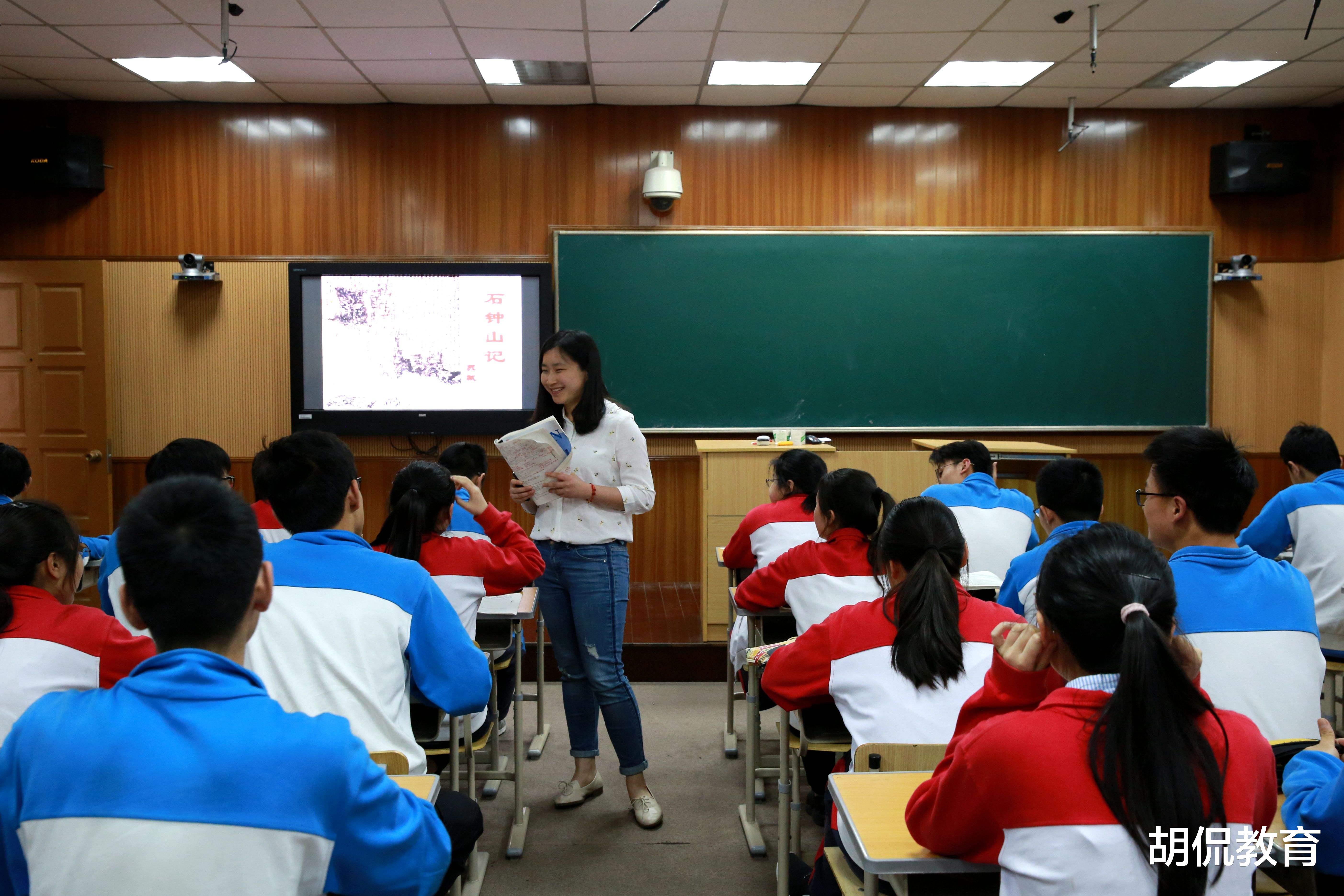高校|武大辅导员录取名单,一眼望去全是博士生,这么做真的有必要吗?