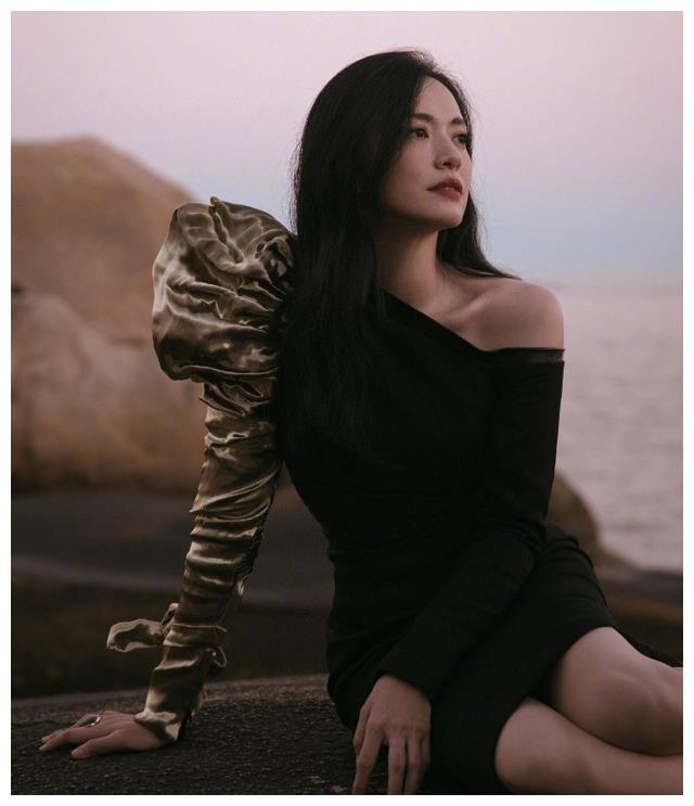 倪妮|给金鸡奖红毯上最惊艳的18位女星排个名:倪妮第2,关晓彤垫底了