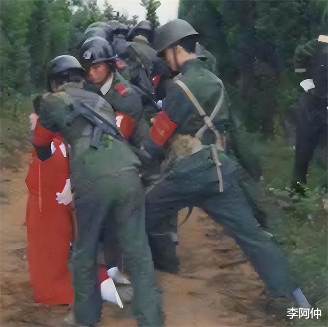 1999年,天津一美女死刑犯被枪决,死前最后要求:我要穿婚纱行刑
