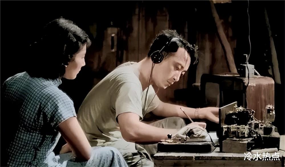 特务乌梅失踪前留下串密码,64年无人破解,孙女破译后绝望痛哭