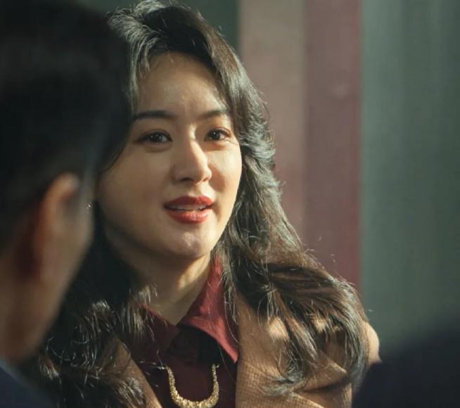 赵丽颖|半夏四杀立威真复仇女王！不仅让裘郭两人互杀，伍冯表情耐人寻味